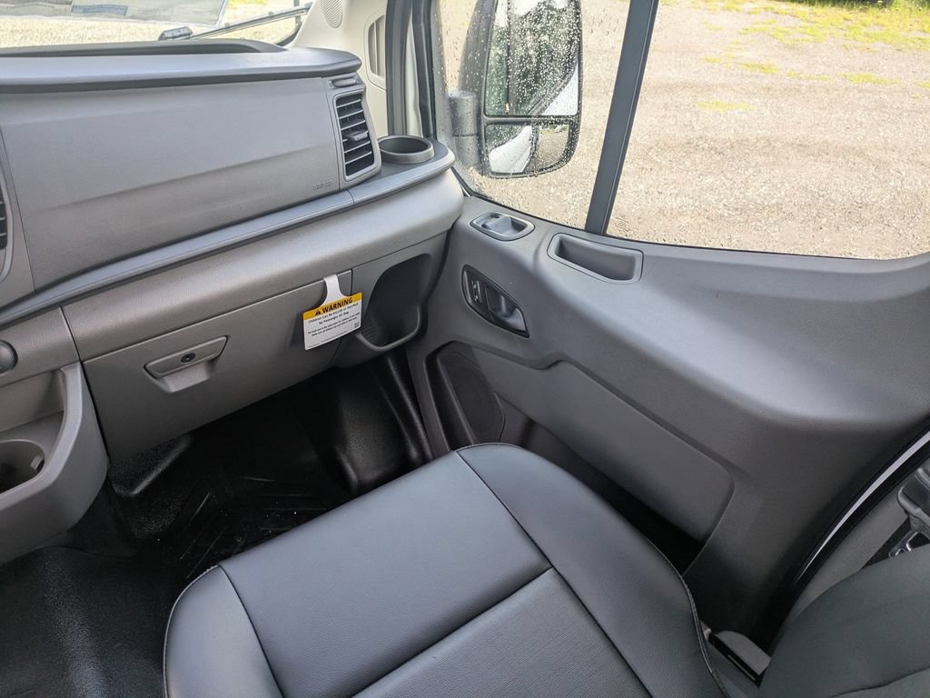 New 2026 Ford Transit 150 Low Roof w/ Load Area Protection Package RWD image 16
