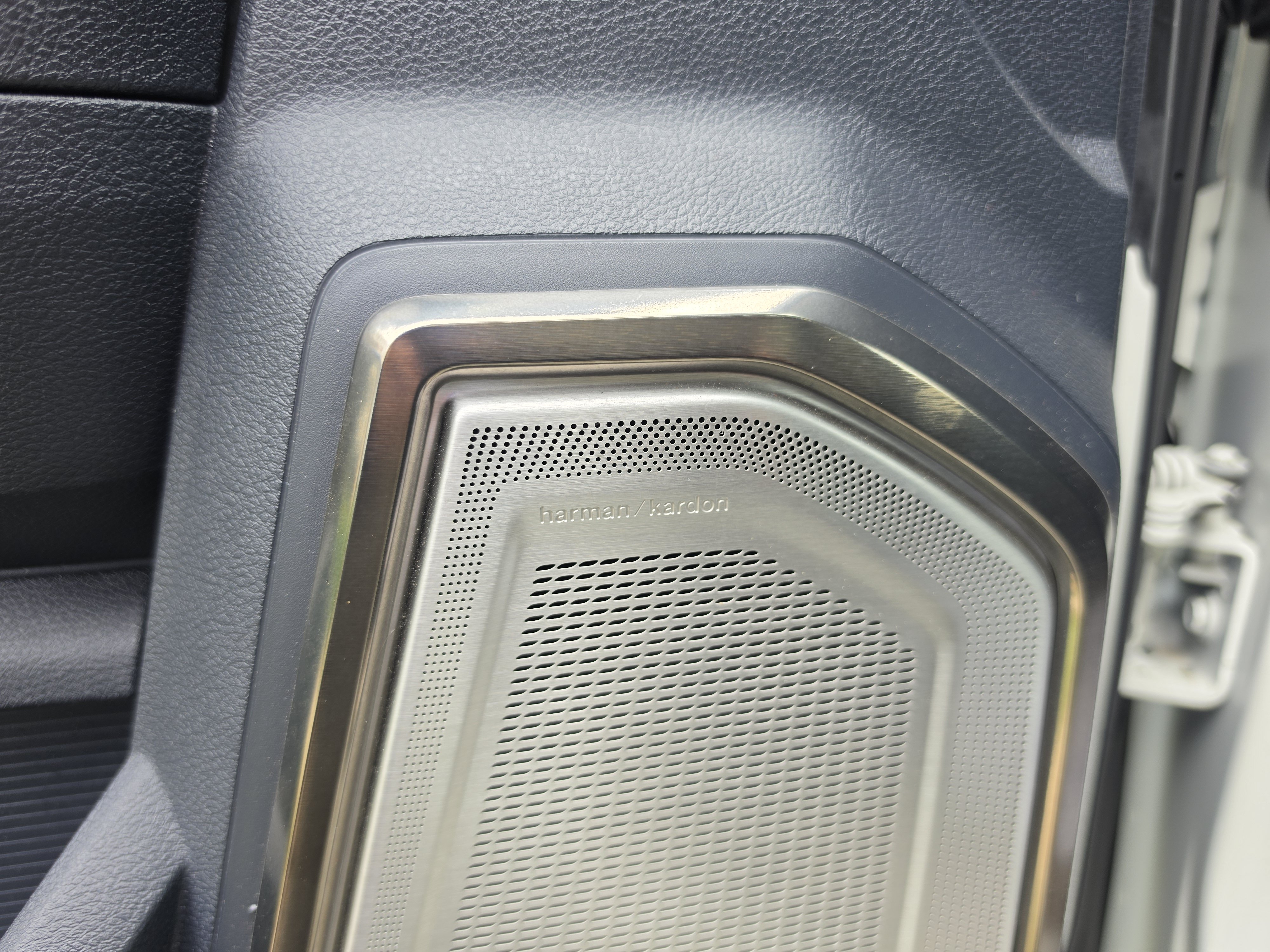 Used 2023 RAM 2500 Limited AWD/4WD image 20