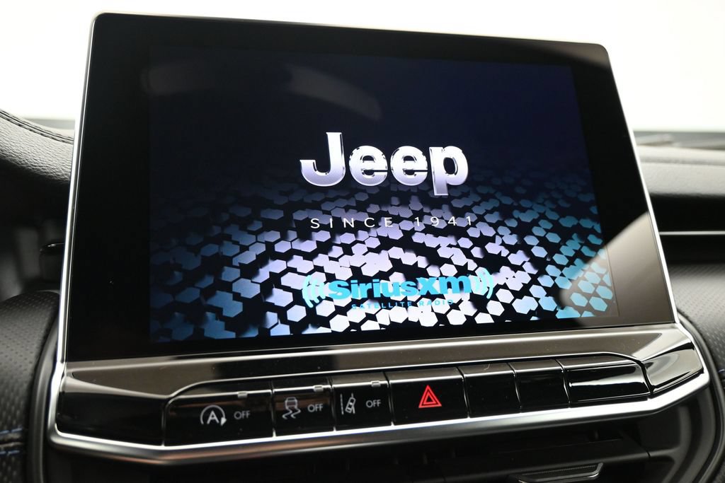 New 2026 Jeep Compass Latitude AWD/4WD image 6