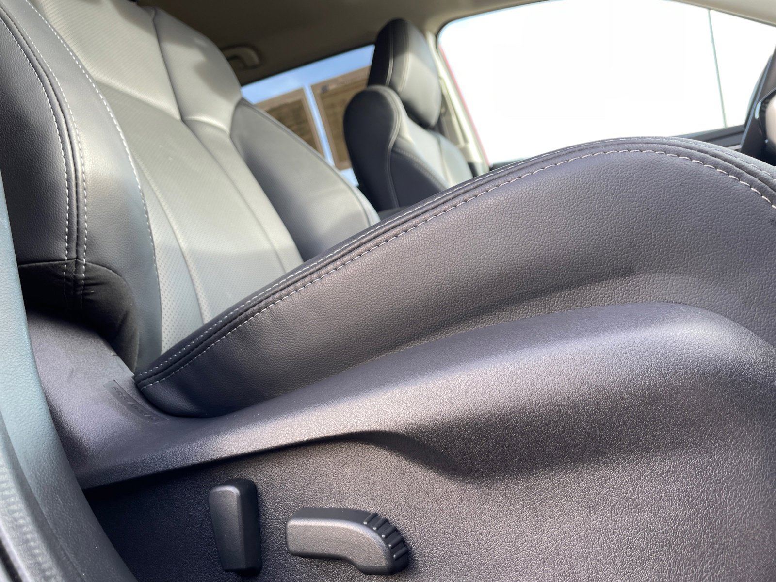 Certified 2025 Subaru Outback Touring image 30