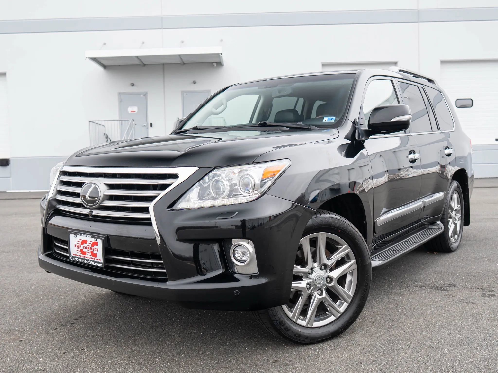 Used 2015 Lexus LX 570 4WD image 1