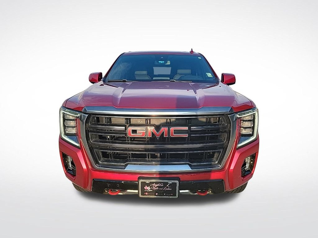 Used 2024 GMC Yukon AT4 w/ Technology Package AWD/4WD image 2