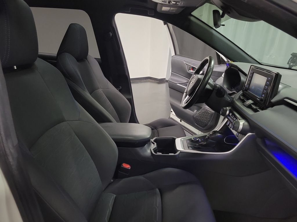 Used 2022 Toyota RAV4 SE w/ Convenience Package AWD/4WD image 33