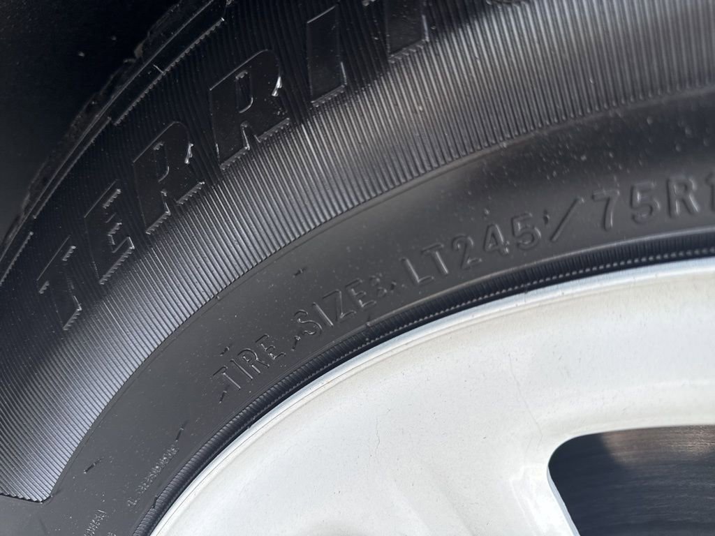 Used 2024 Chevrolet Brightdrop 400 w/ Commercial Equipment Package AWD/4WD image 27