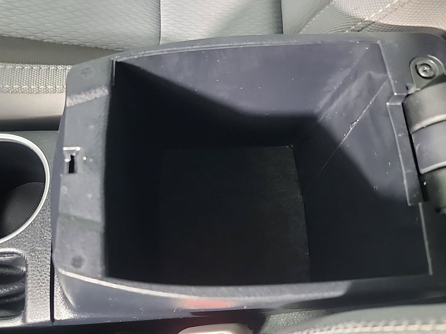 Used 2019 Toyota Corolla LE FWD image 32