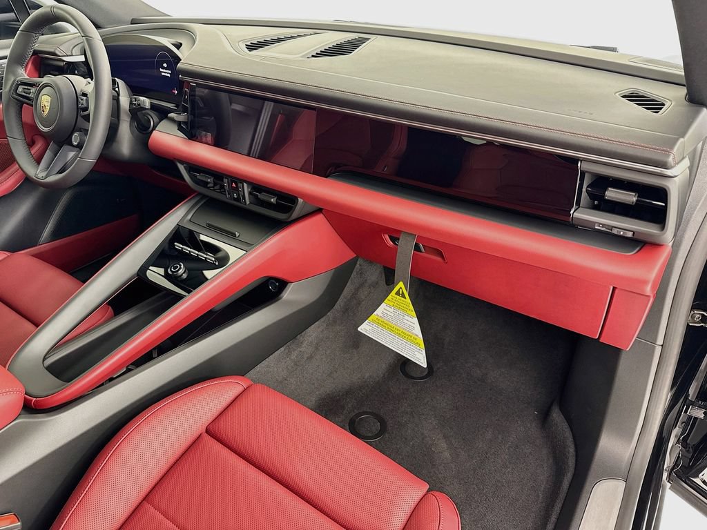 New 2026 Porsche Macan Electric RWD image 30