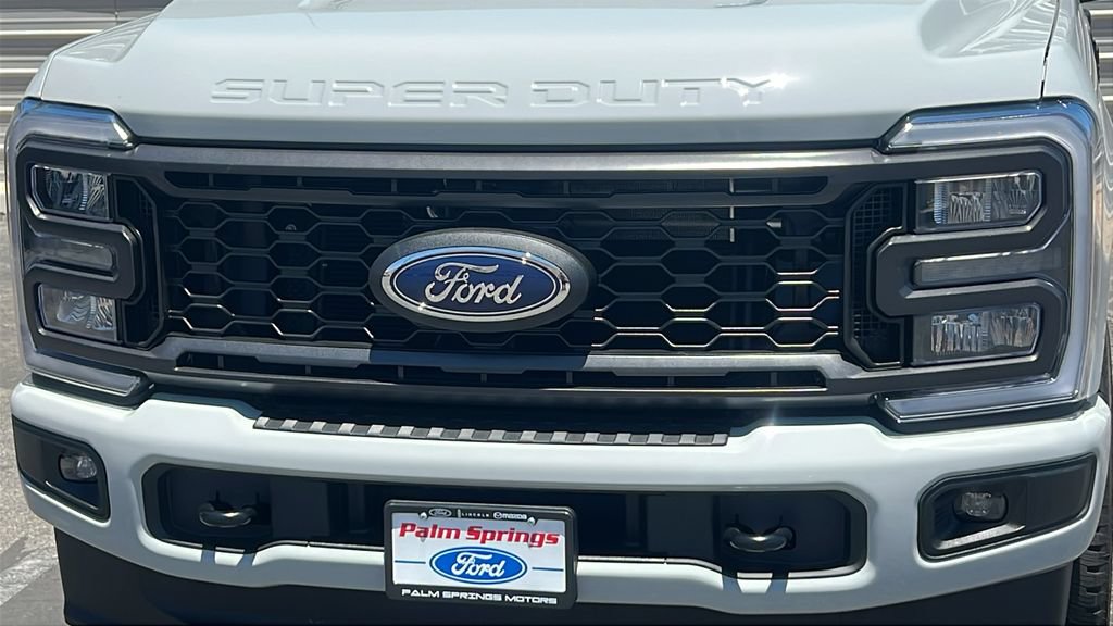 New 2026 Ford F250 XL w/ STX Appearance Package AWD/4WD image 3