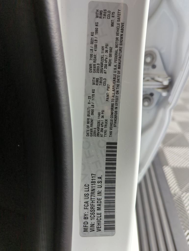 Used 2024 RAM 1500 Limited image 24