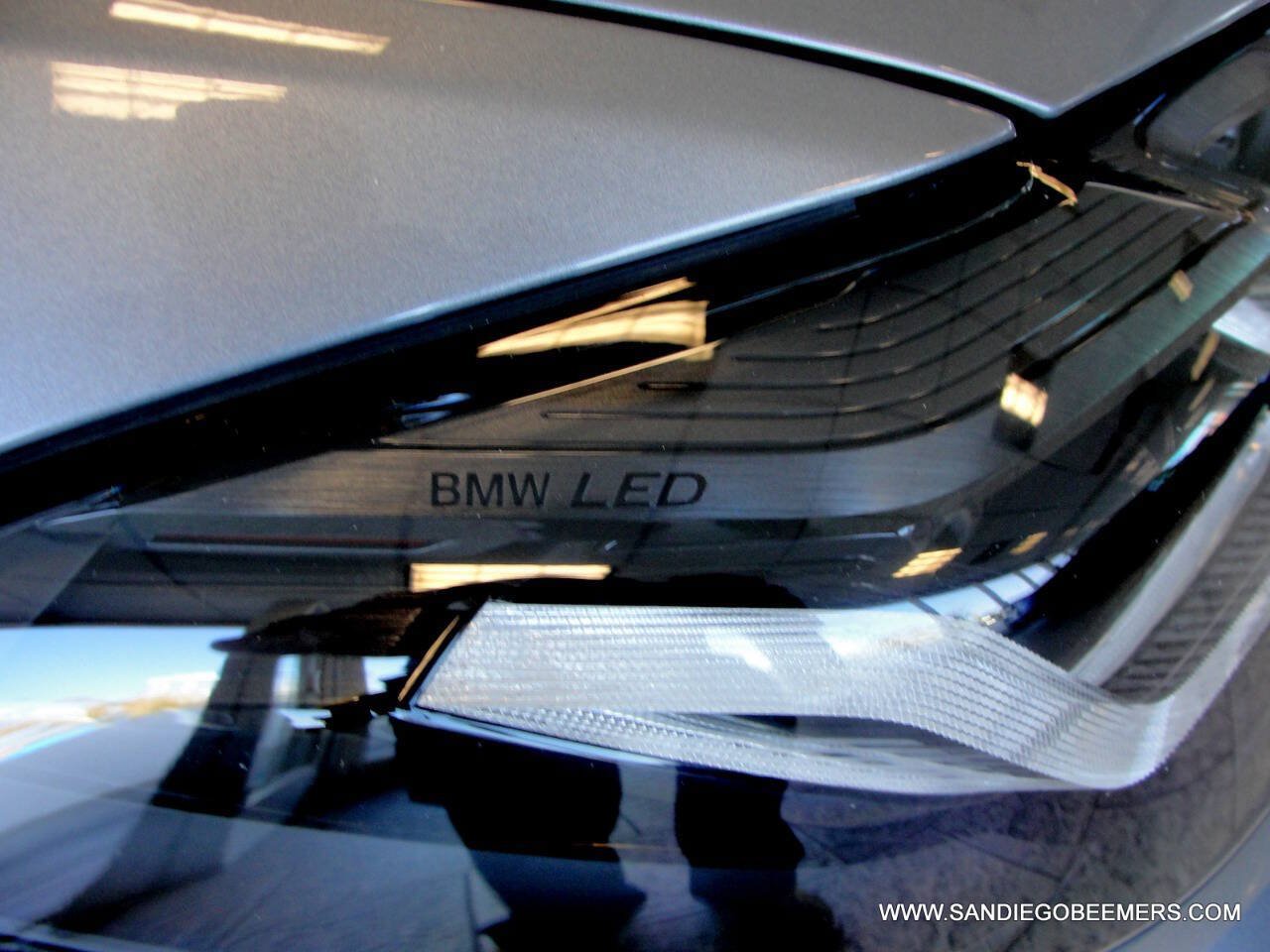 Used 2023 BMW 540i w/ M Sport Package RWD image 6