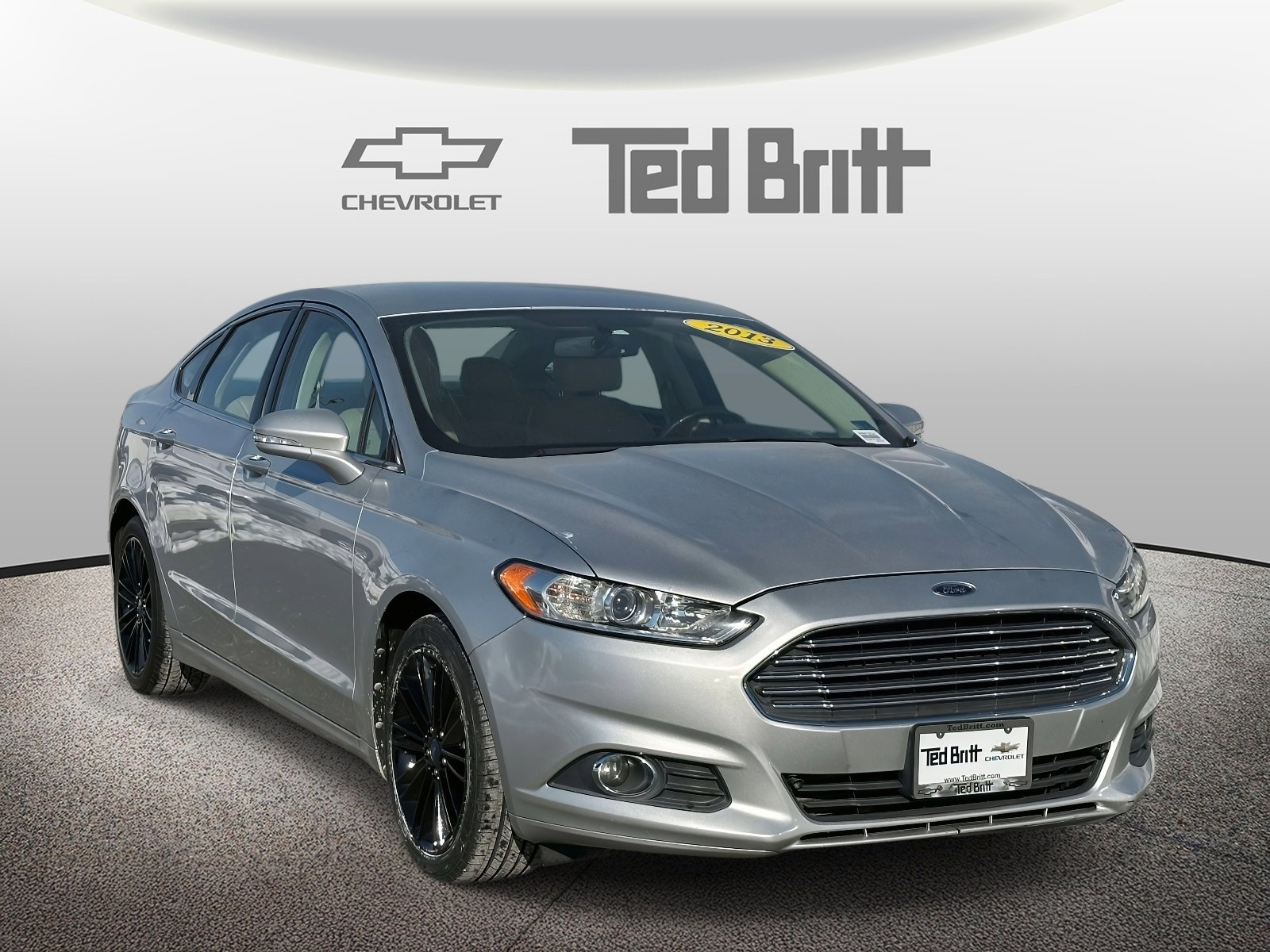 Used 2013 Ford Fusion SE image 3
