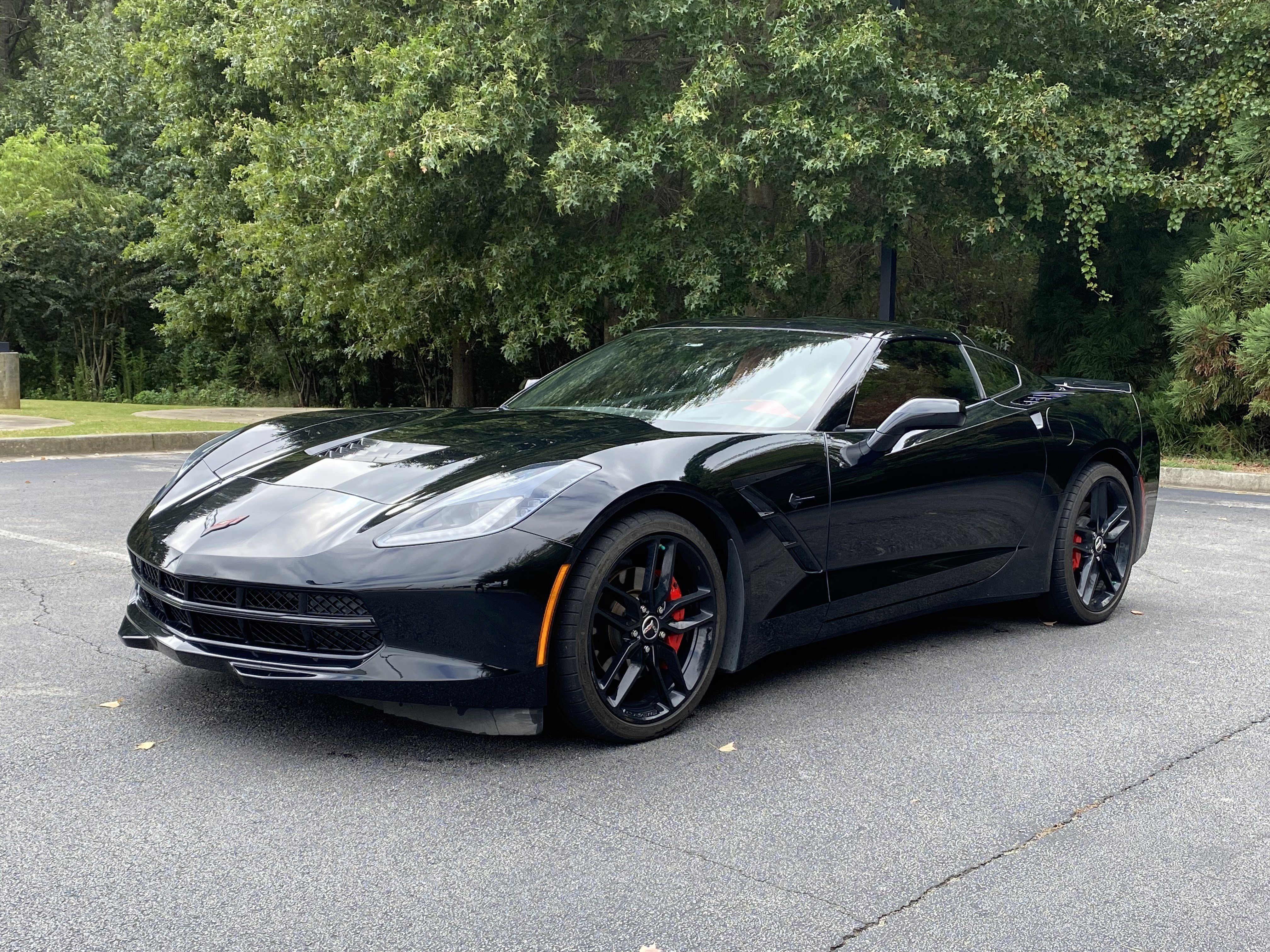 Used 2015 Chevrolet Corvette Stingray Coupe w/ 3LT Preferred Equipment Group RWD image 5