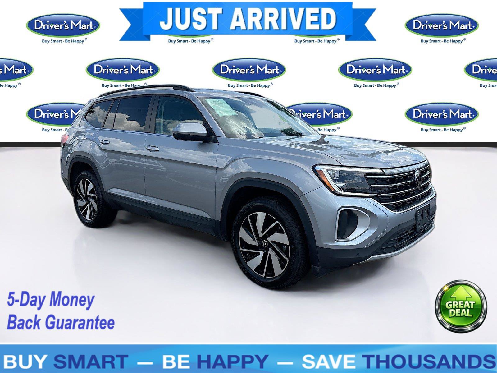 Used 2025 Volkswagen Atlas SE FWD image 1
