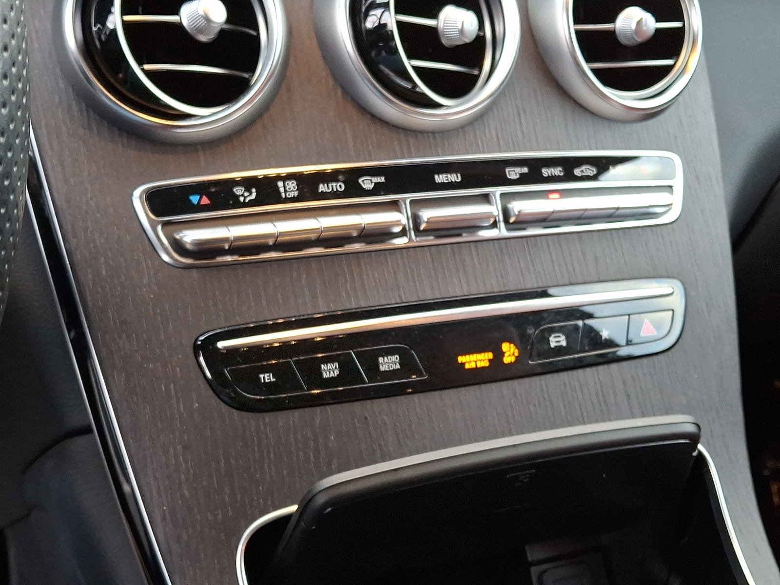 Used 2022 Mercedes-Benz GLC 300 4MATIC image 23