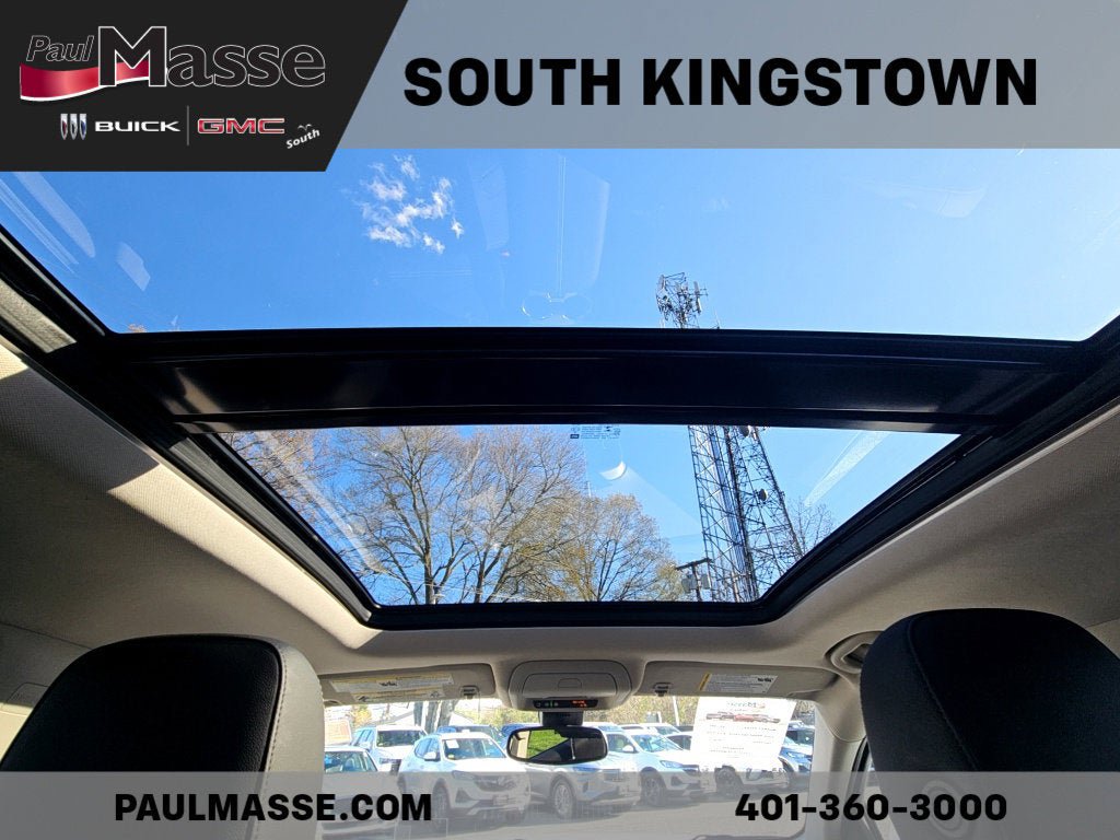 Used 2023 GMC Terrain Denali w/ Denali Premium Package AWD/4WD image 17