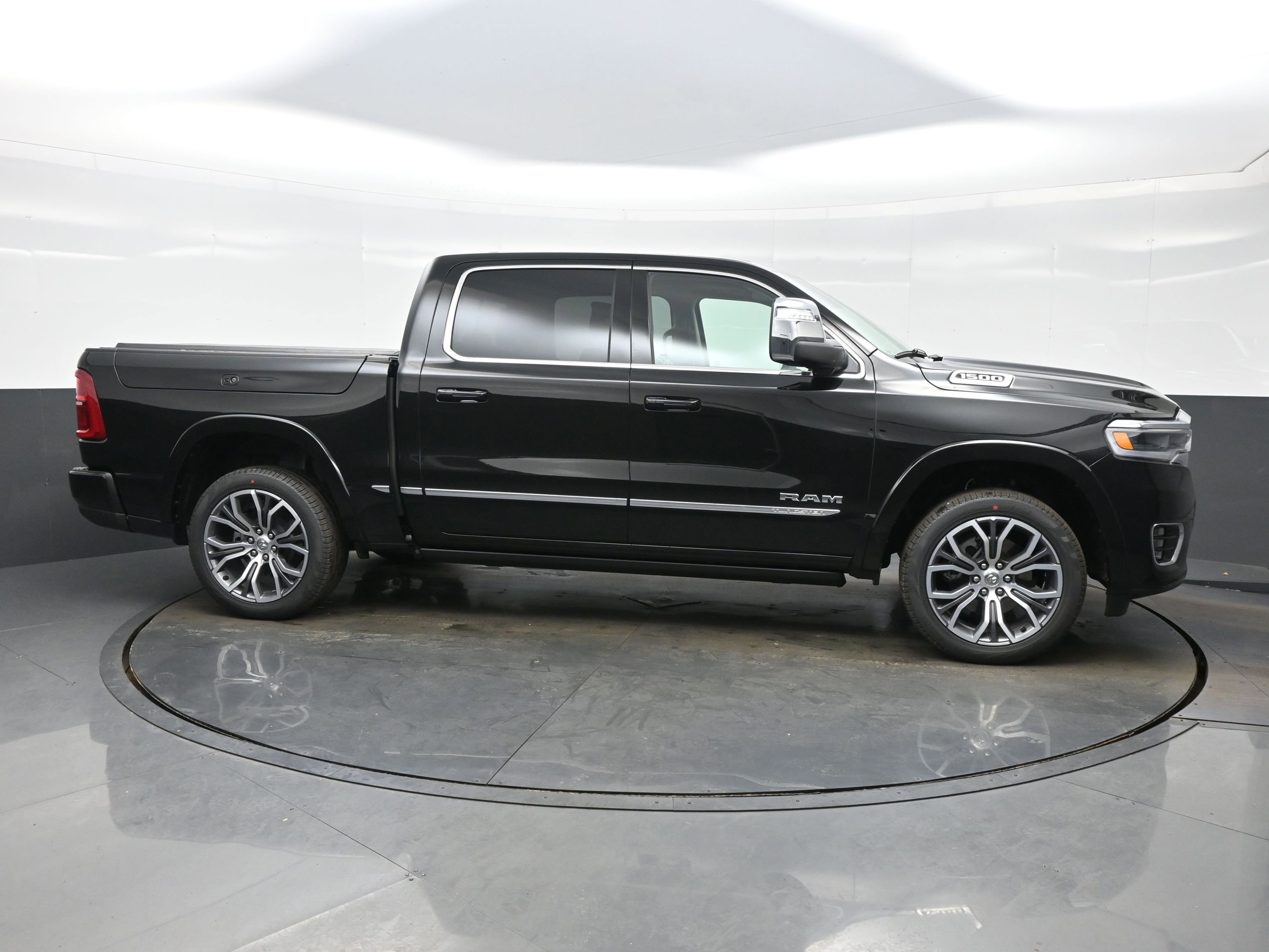New 2026 RAM 1500 Tungsten AWD/4WD image 7