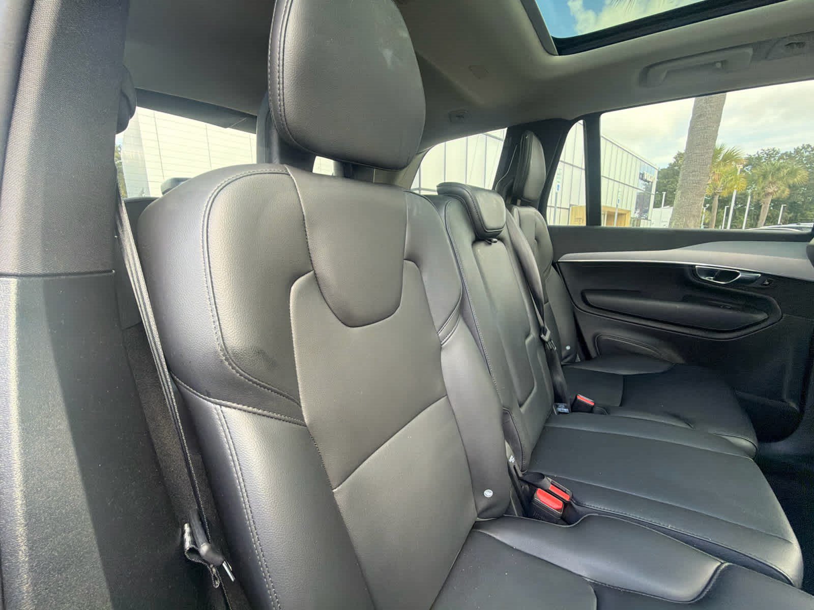 Used 2024 Volvo XC90 B5 Core AWD/4WD image 24
