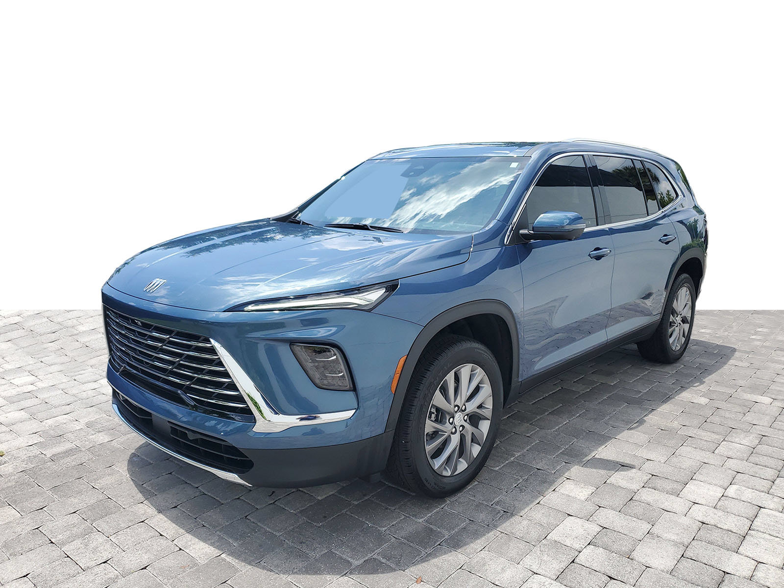 Used 2025 Buick Enclave Preferred FWD image 3