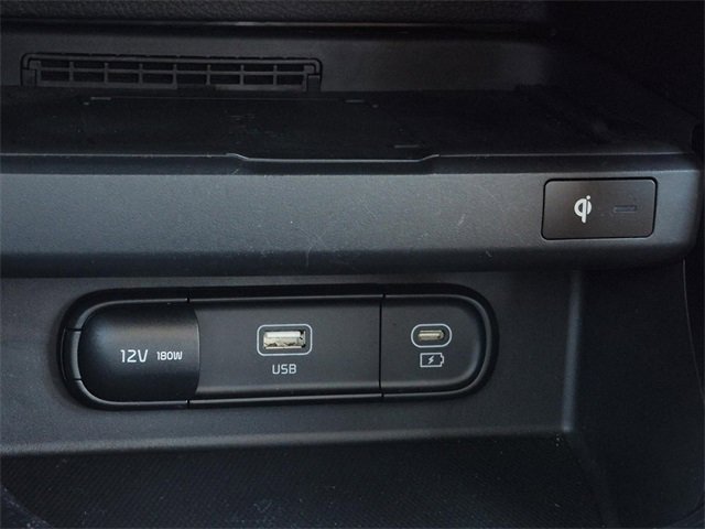 Used 2024 Kia Seltos SX w/ SX Sunroof Package image 35