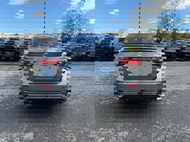 New 2025 Nissan Sentra SR w/ SR Premium Package image 6