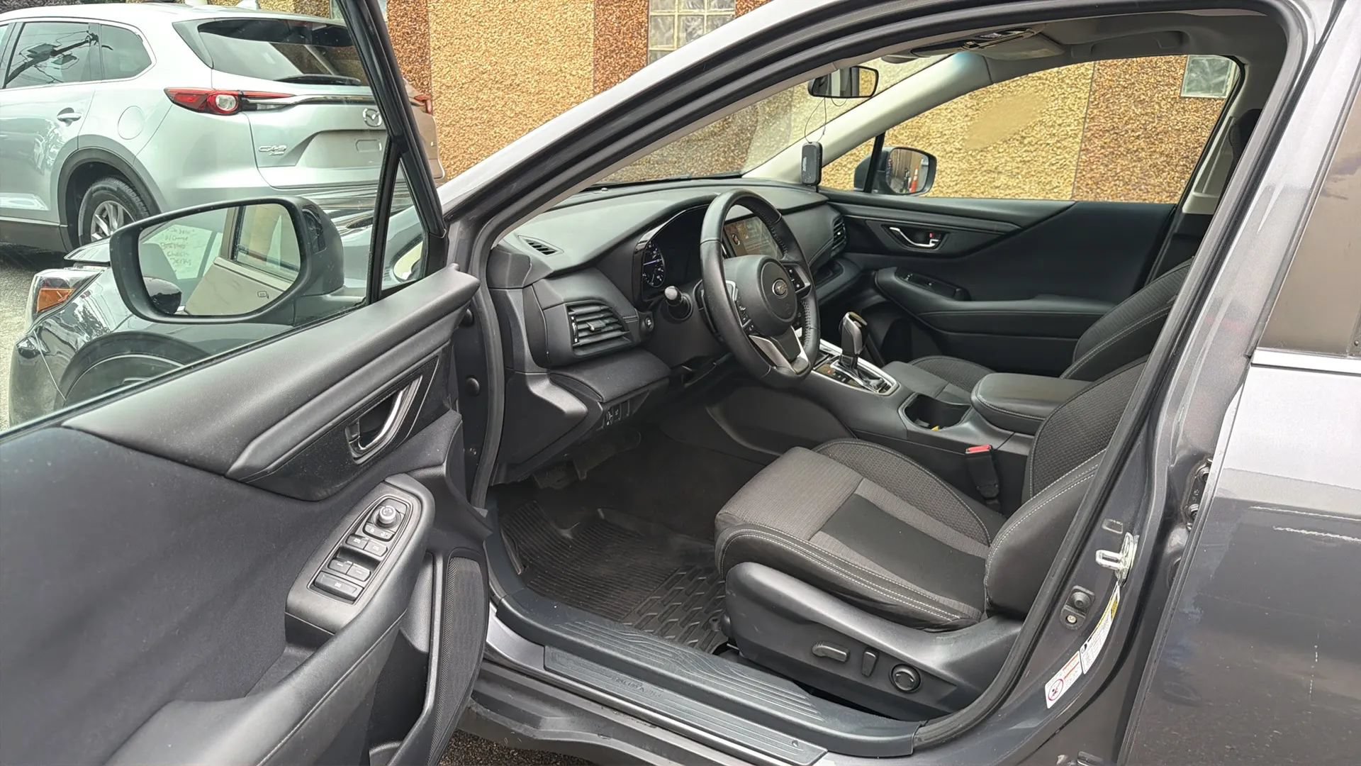 Used 2020 Subaru Outback Premium AWD/4WD image 23