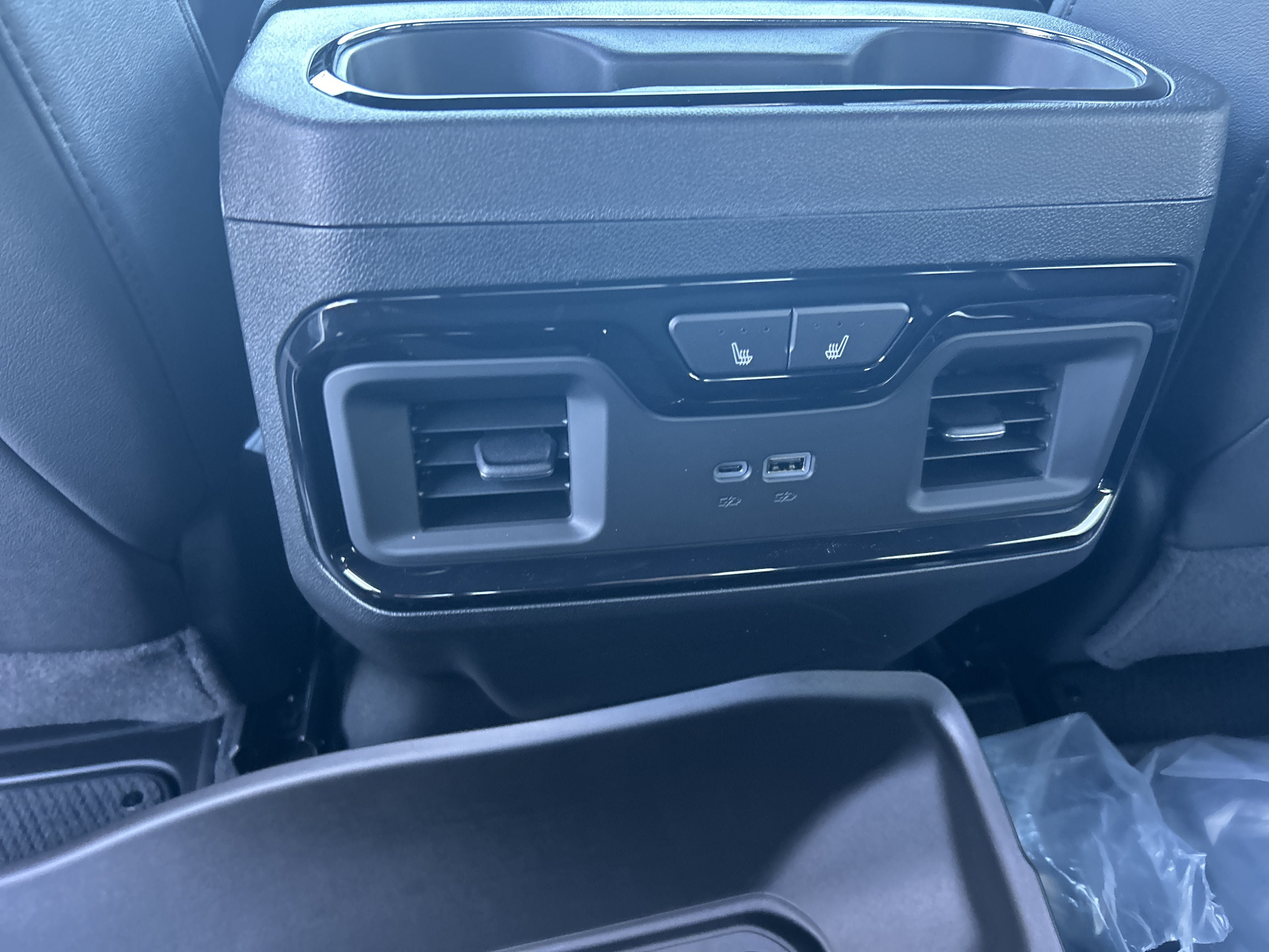 New 2026 GMC Sierra 2500 AT4 w/ AT4 Premium Plus Package AWD/4WD image 34