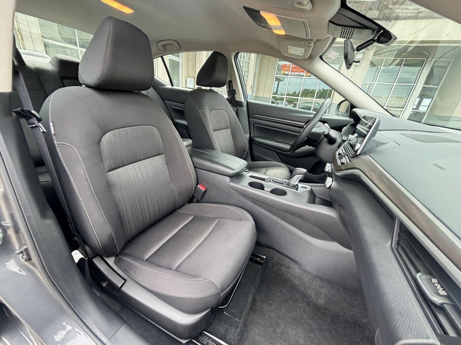 Used 2026 Nissan Altima 2.5 SV FWD image 35