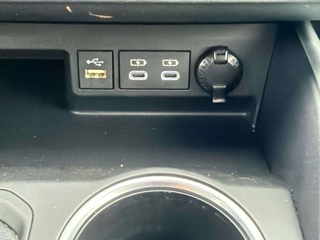 Used 2023 Toyota Highlander XSE image 21