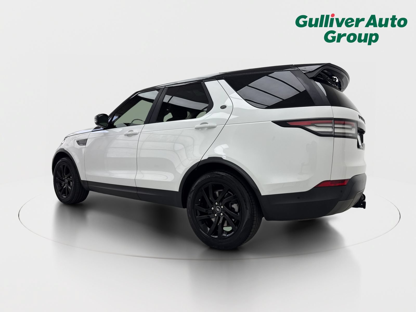 Used 2019 Land Rover Discovery SE AWD/4WD image 4