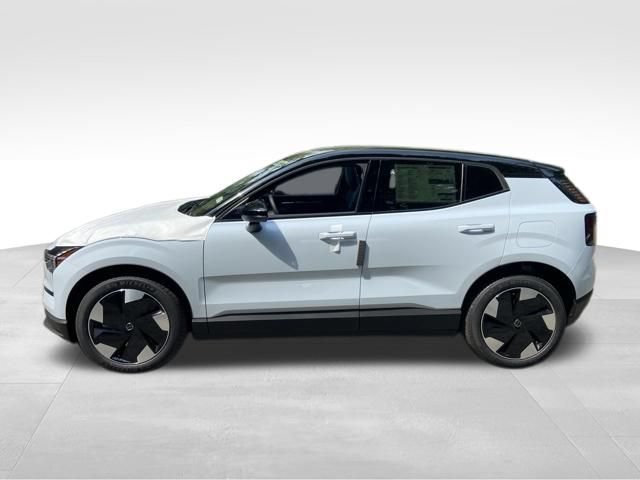 New 2026 Volvo EX30 Plus w/ Protection Package Premier AWD/4WD image 4