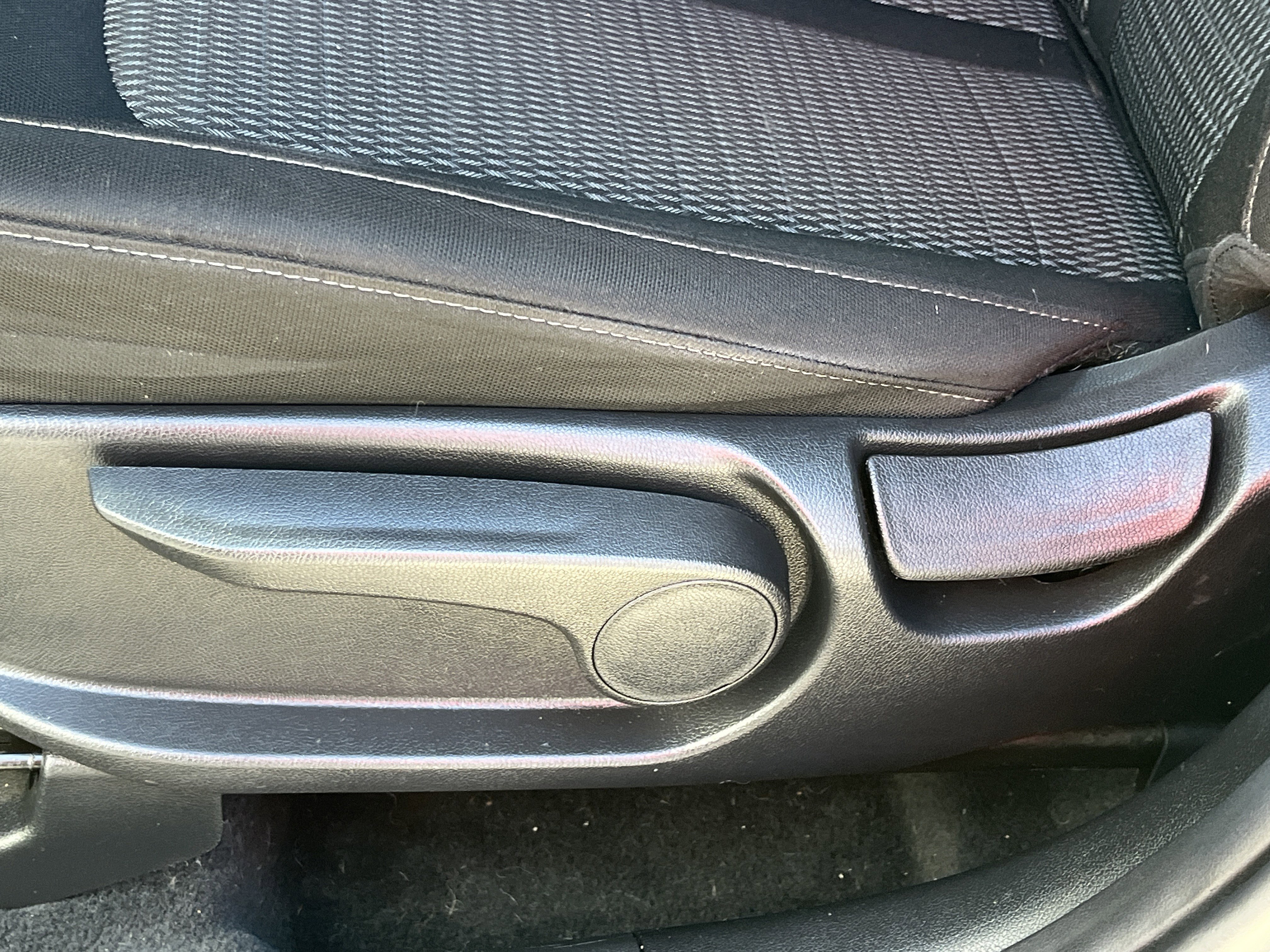 Certified 2022 Kia Sorento LX image 16