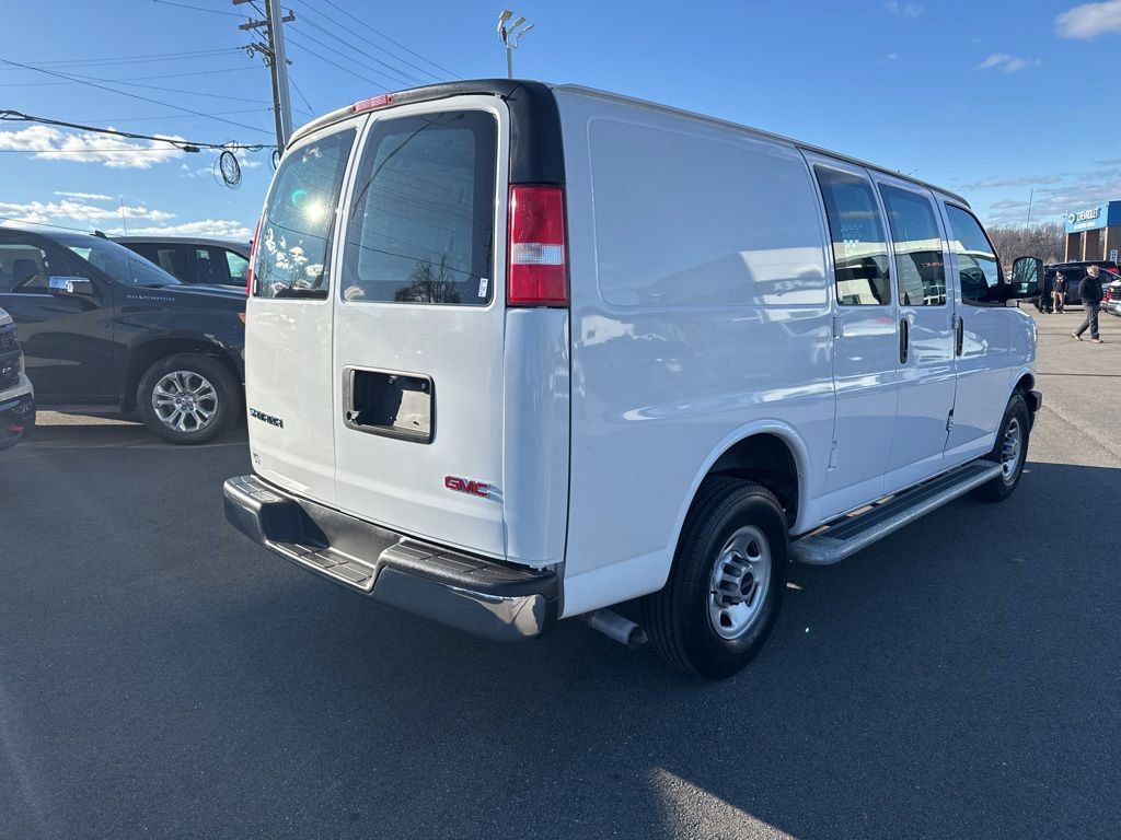 Used 2022 GMC Savana 2500 w/ Driver Convenience Package RWD image 5