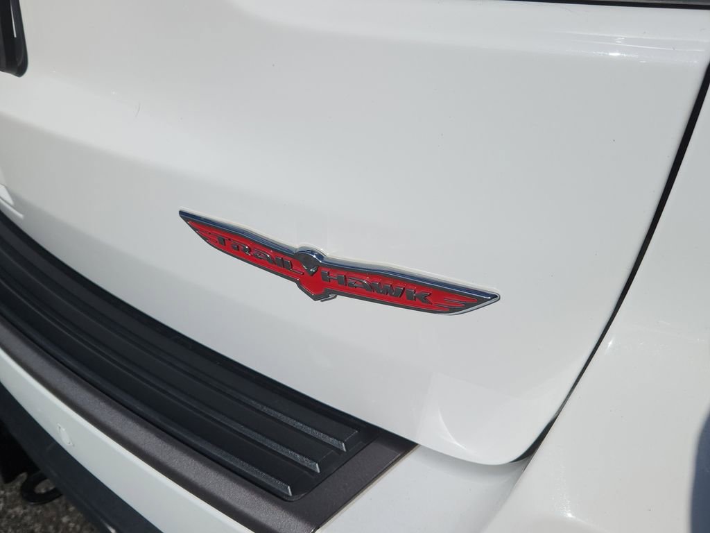 Used 2020 Jeep Grand Cherokee Trailhawk image 13