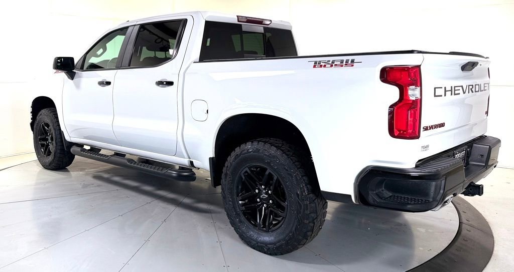 Used 2019 Chevrolet Silverado 1500 LT Trail Boss AWD/4WD image 8