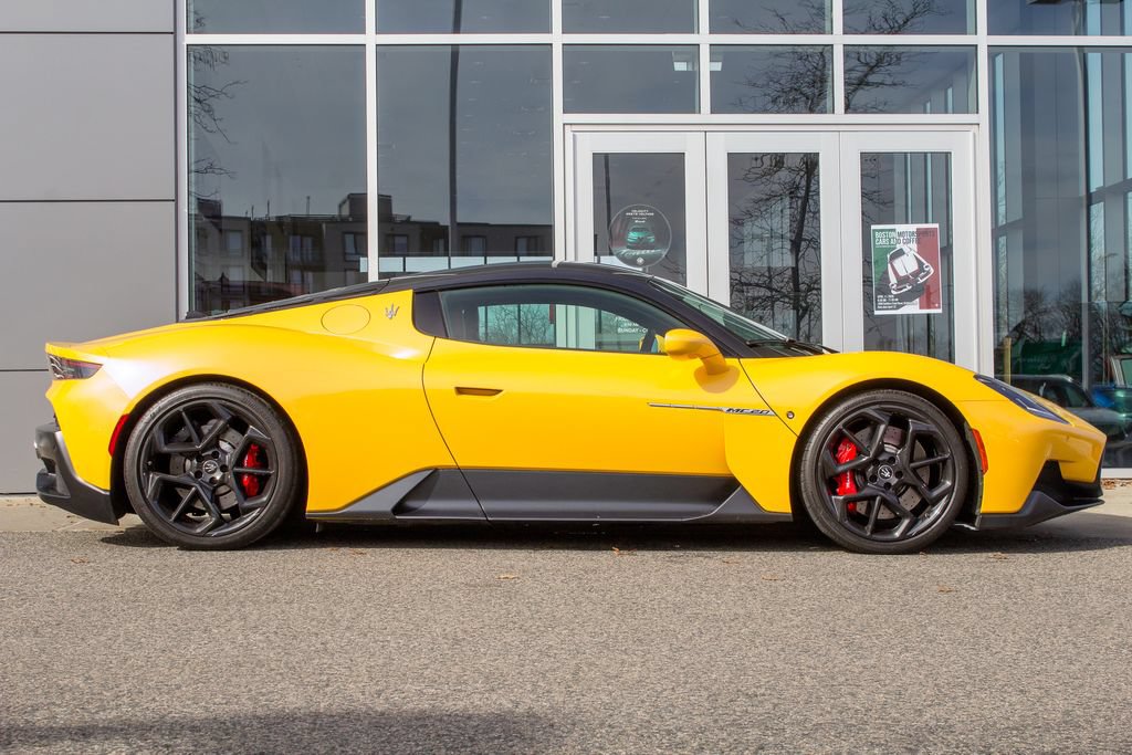 Used 2022 Maserati MC20 Coupe RWD image 5