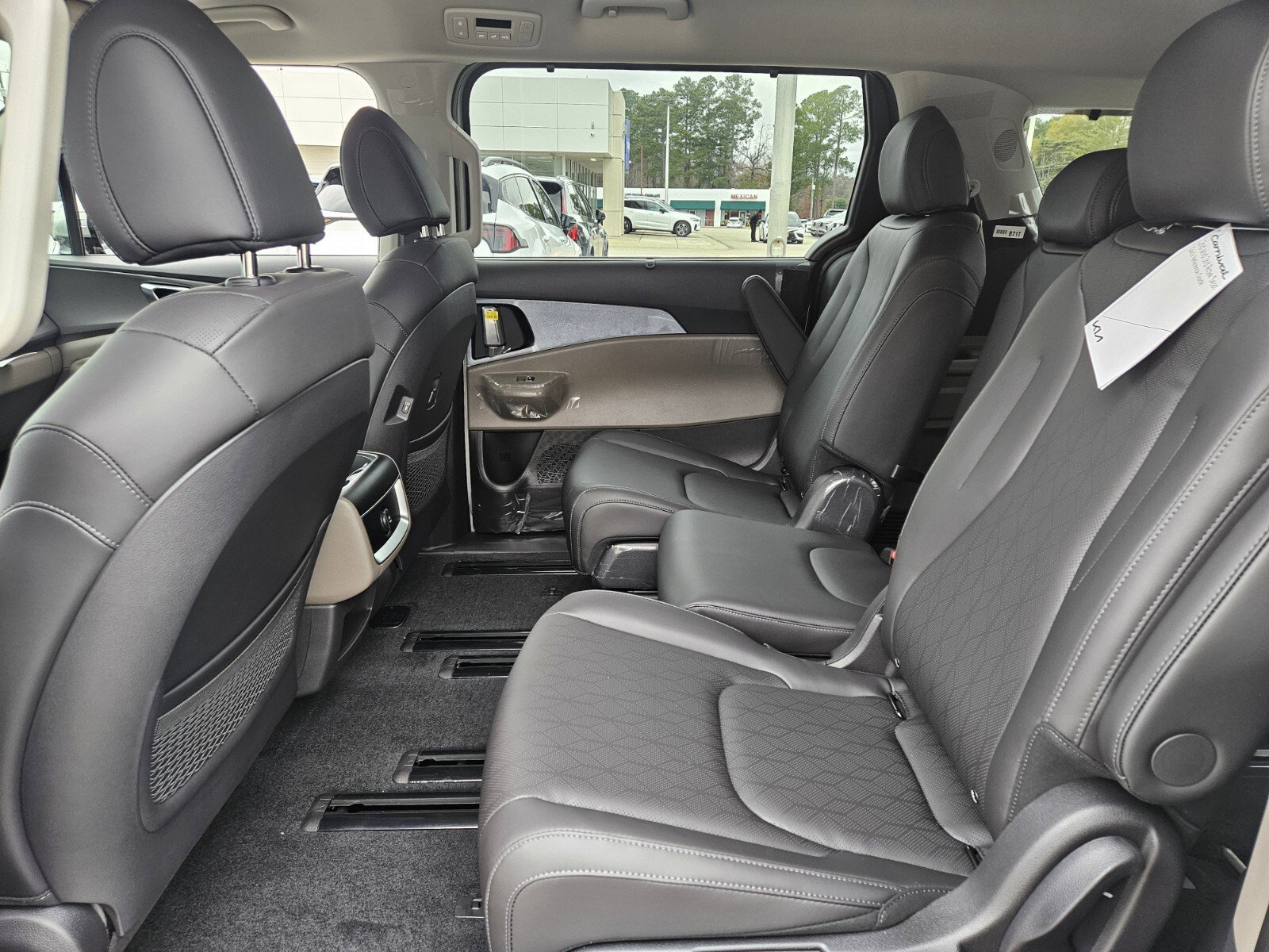 New 2026 Kia Carnival EX image 10