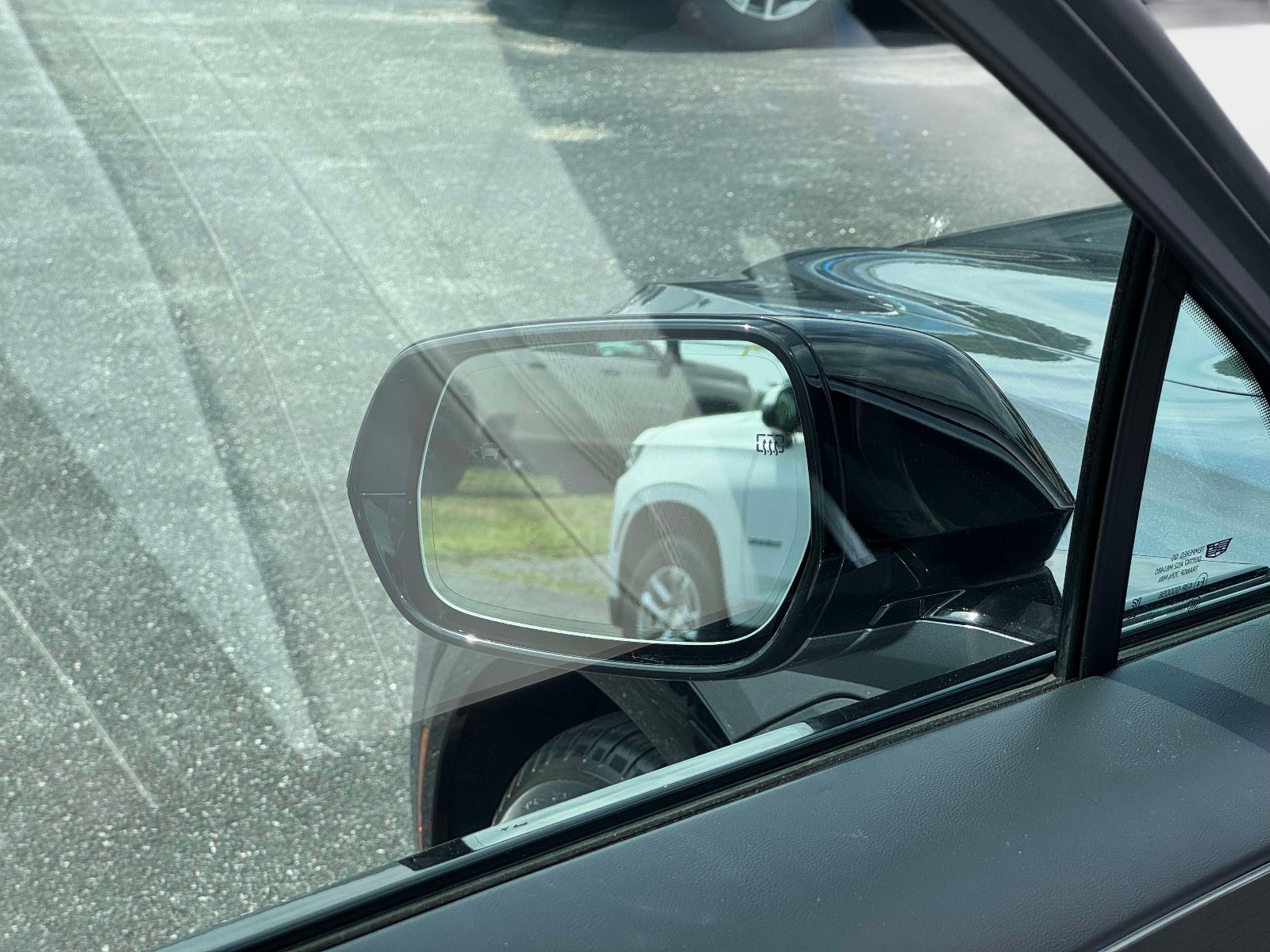 Certified 2023 Cadillac Lyriq 2WD image 18