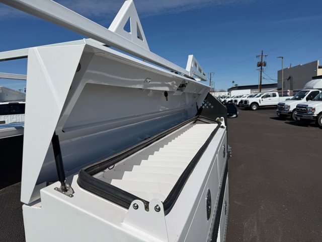 New 2026 Ford F550 4x4 Crew Cab image 11