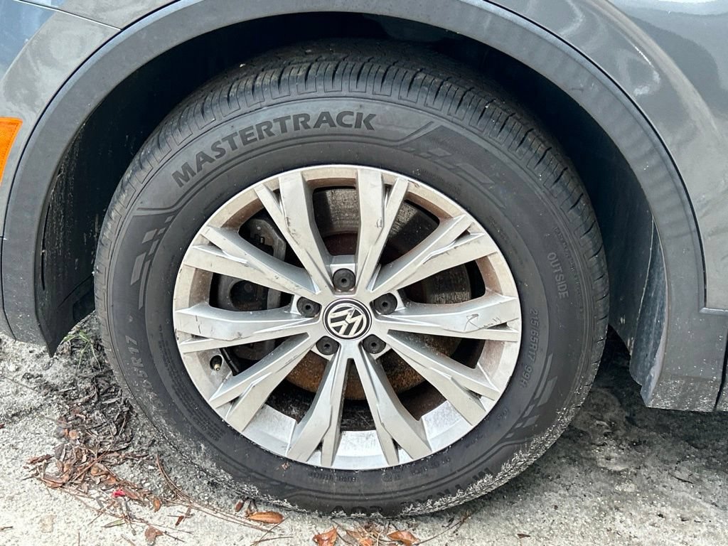 Used 2019 Volkswagen Tiguan S w/ Driver Assistance Package FWD image 16