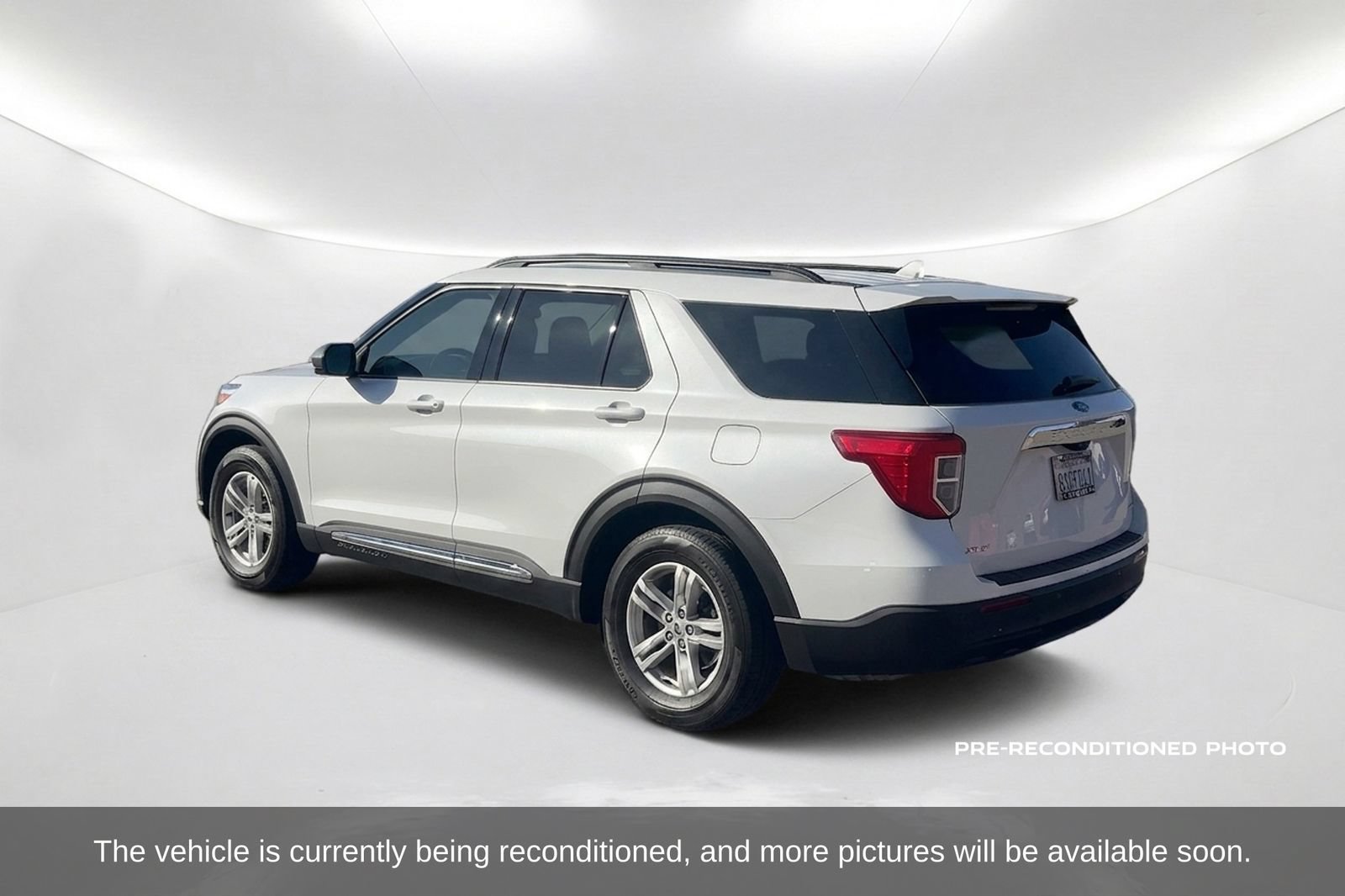 Used 2020 Ford Explorer XLT RWD image 8