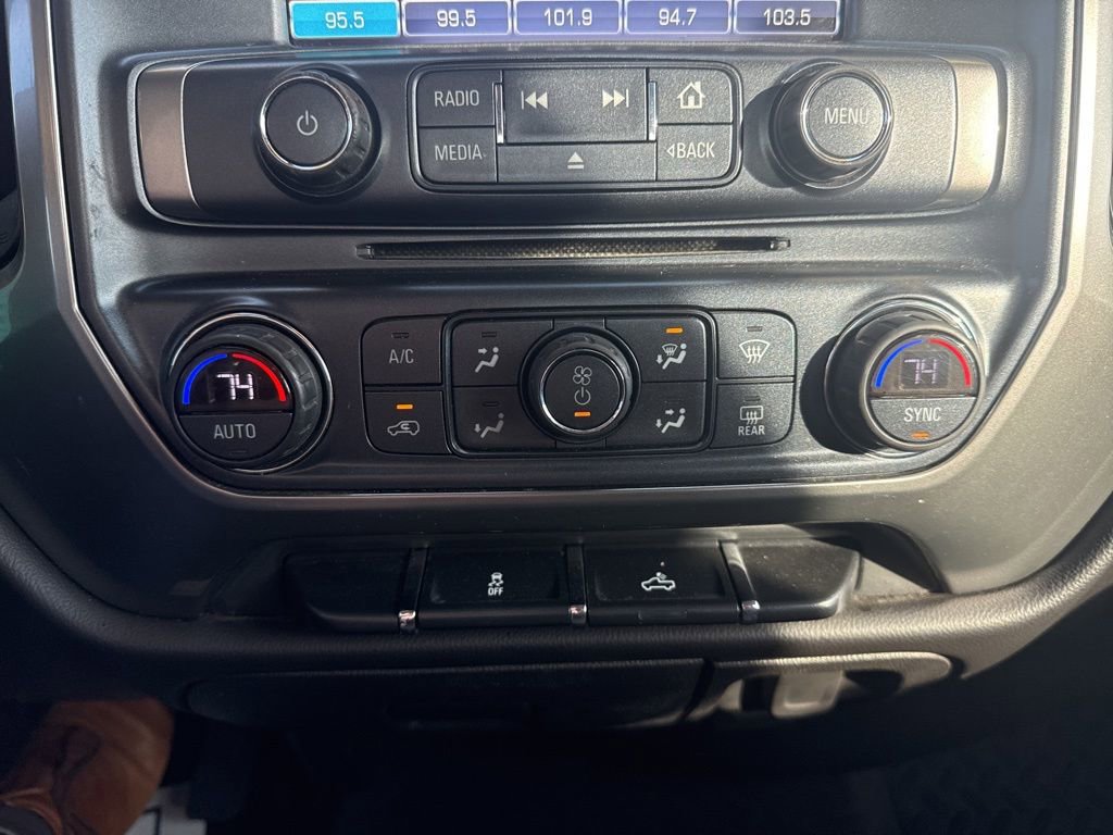 Used 2018 Chevrolet Silverado 1500 LT w/ All Star Edition image 16