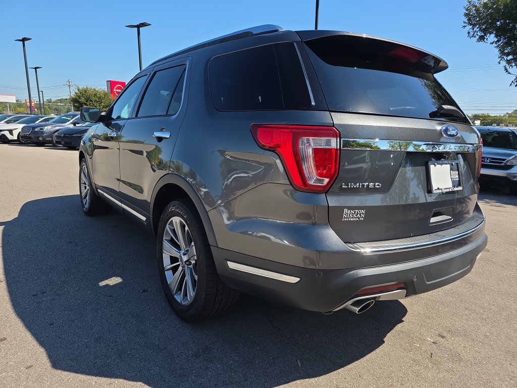 Used 2018 Ford Explorer Limited FWD image 2