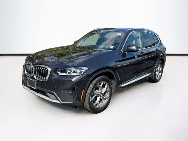Used 2023 BMW X3 xDrive30i w/ Premium Package image 4