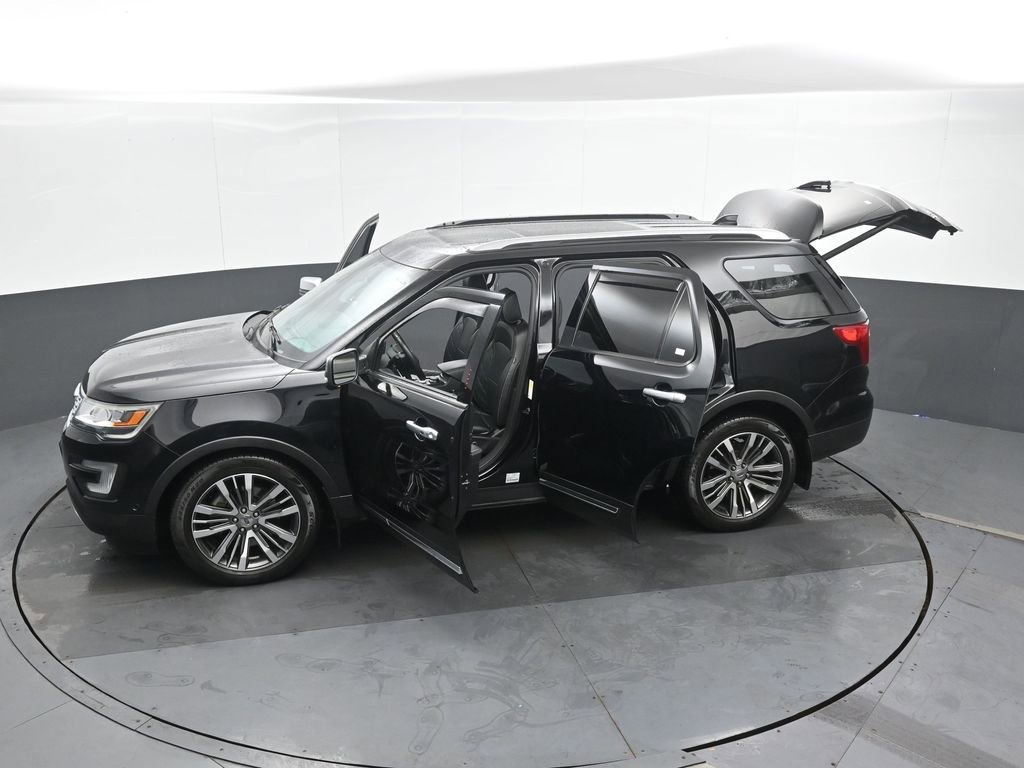 Used 2017 Ford Explorer Platinum image 57