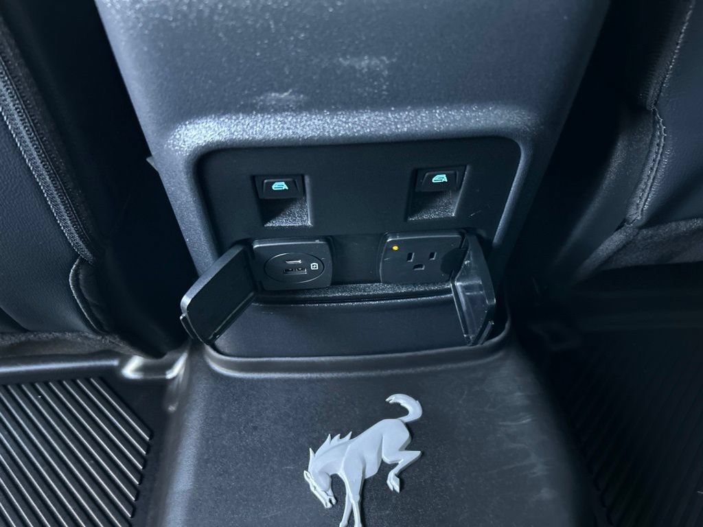 Used 2024 Ford Bronco Outer Banks AWD/4WD image 39