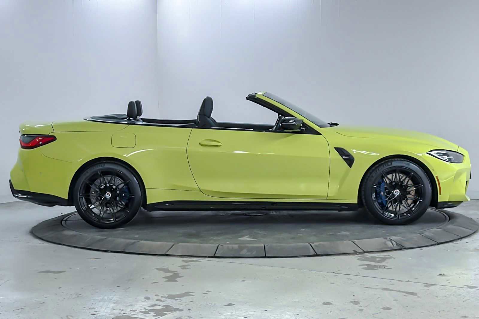 Used 2023 BMW M4 xDrive Competition w/ Parking Assistance Package image 8