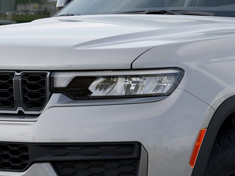 New 2026 Jeep Grand Cherokee L 4WD image 10