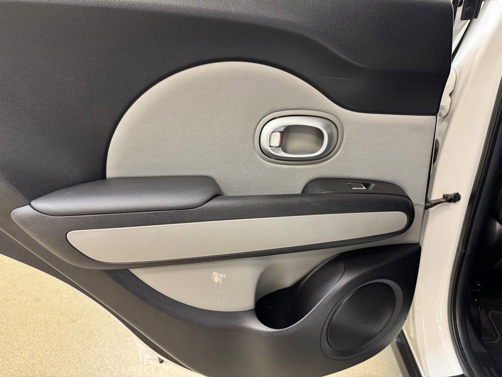 Used 2017 Kia Soul w/ Convenience Package image 14
