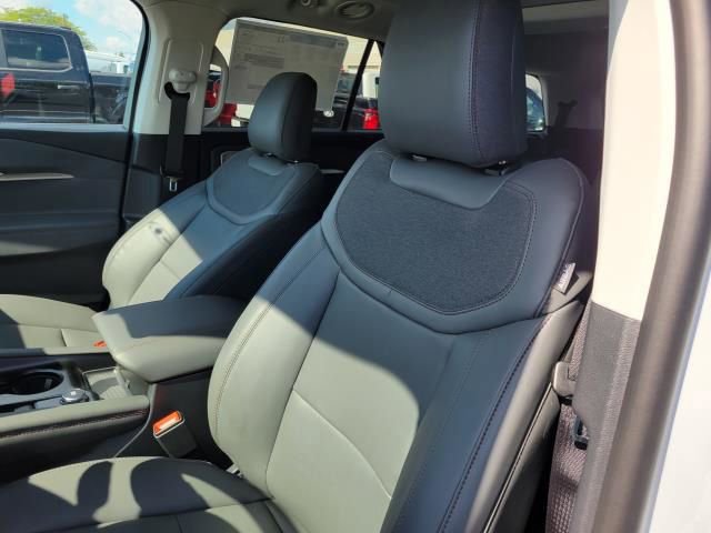 New 2025 Ford Explorer Active w/ Active Comfort Package image 20