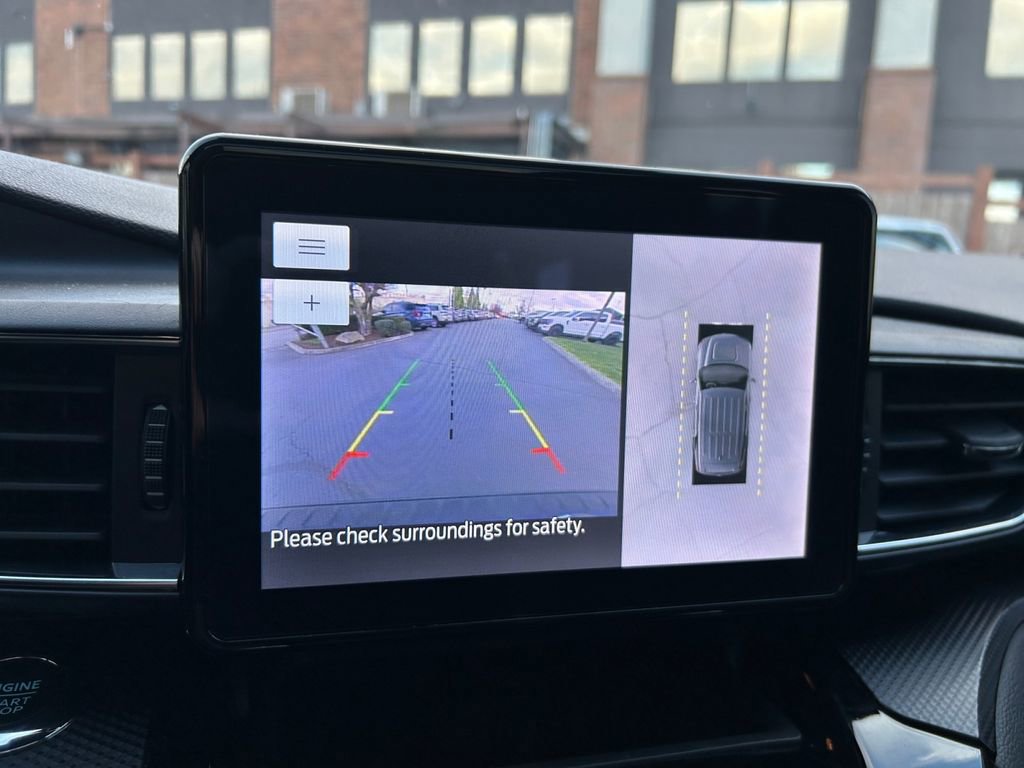 Used 2023 Ford Explorer ST-Line image 19