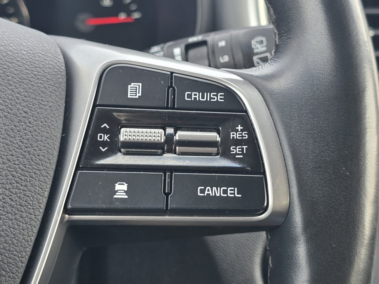 Used 2019 Kia Sorento EX w/ EX Touring Package AWD/4WD image 33